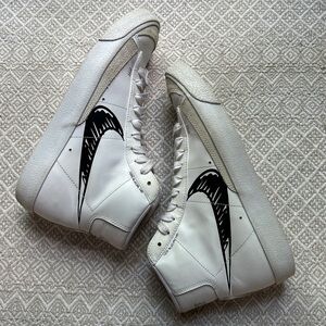 Nike Blazer Mid 77 Sketch Men’s 8.5, Women’s 10